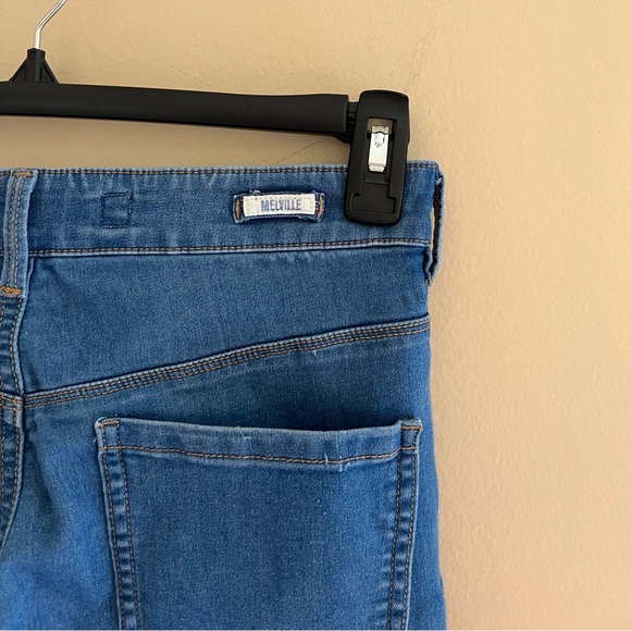 👖MELVILLE: Women’s size 30, blue straight leg jeans w/pockets, preowned. - Picture 8 of 8
